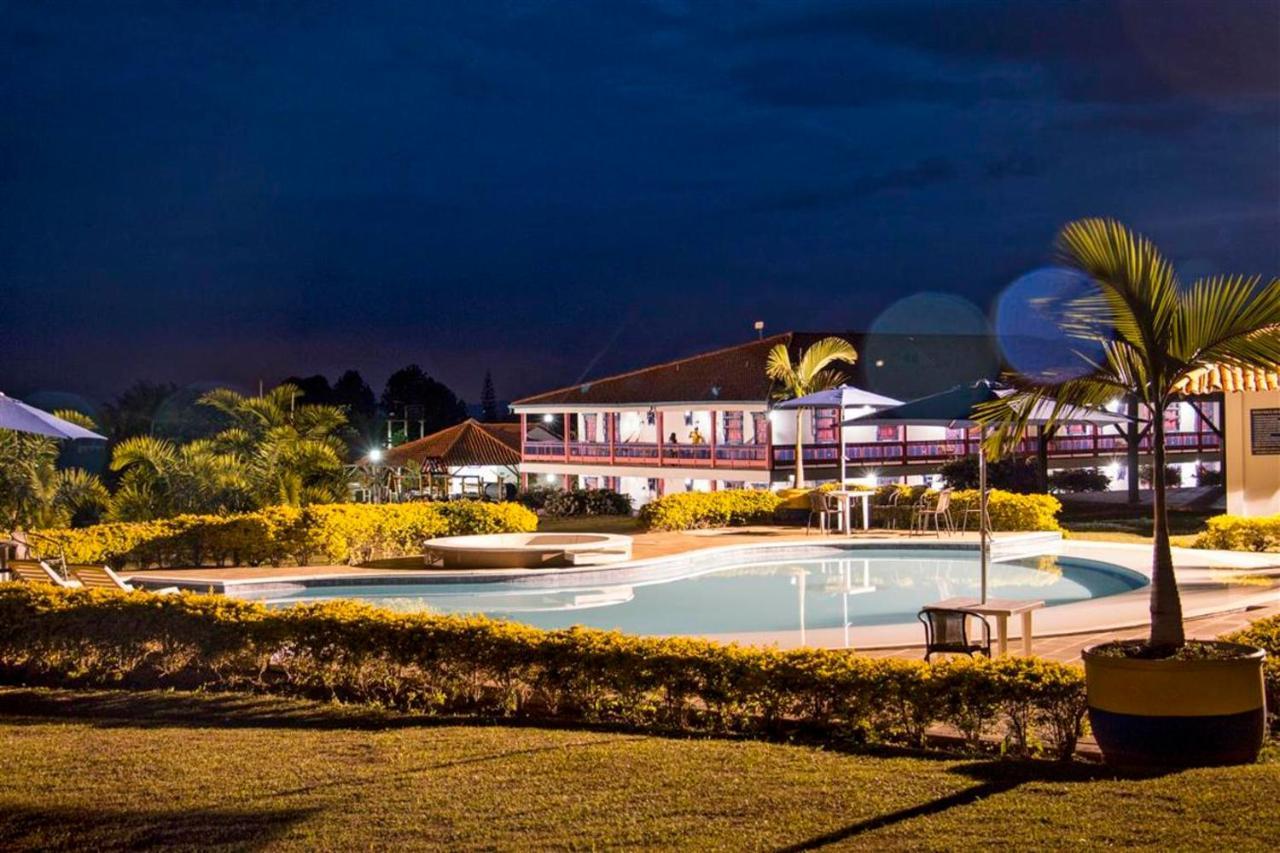 Hotel Arrayanes del Quindío Montenegro Exterior foto