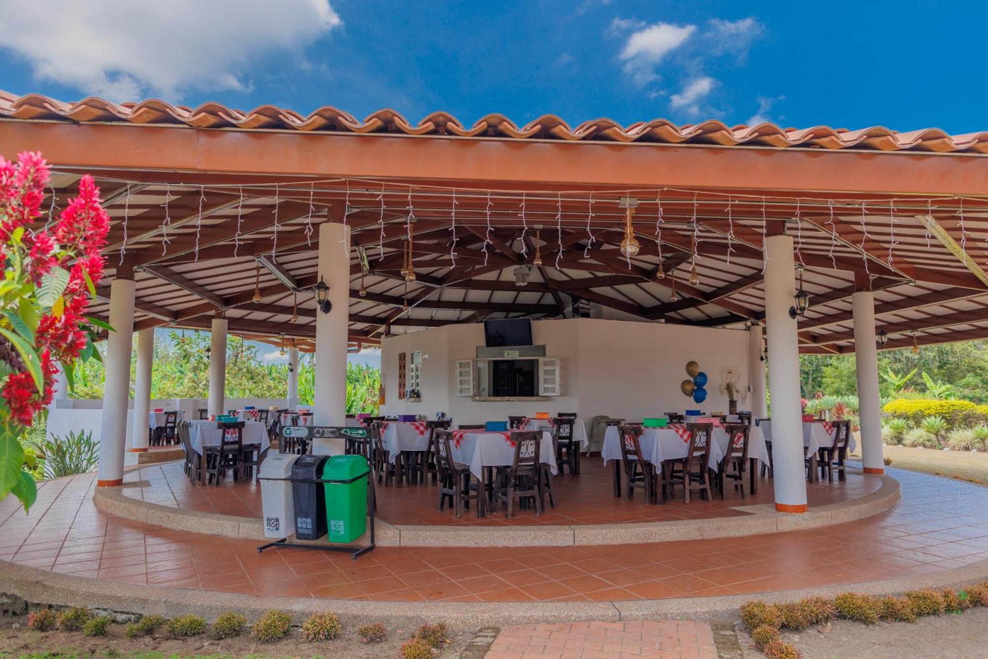 Hotel Arrayanes del Quindío Montenegro Exterior foto